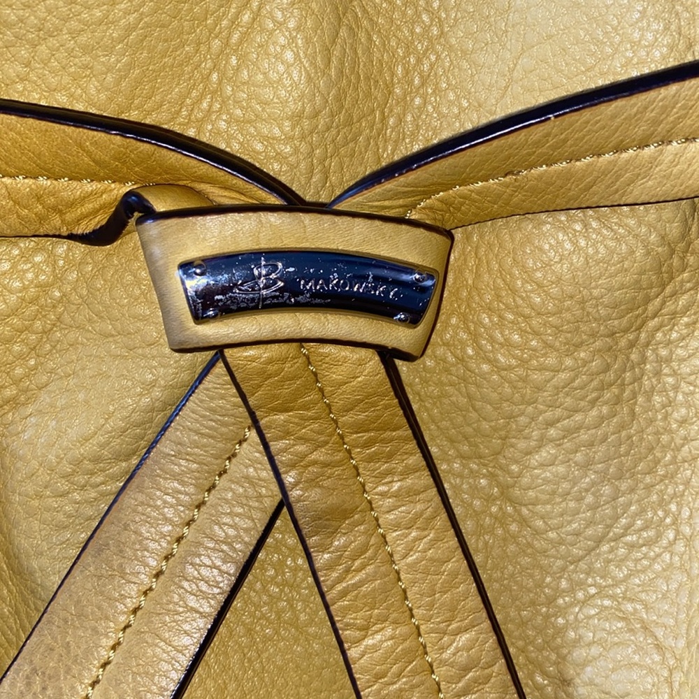 Purse - Picture 2 of 8